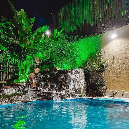 Pousada Casinha Velha Macacos  Kültér fotó